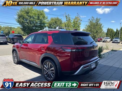 Used 2023 Nissan Pathfinder SL w/ SL Premium Package AWD/4WD image 6