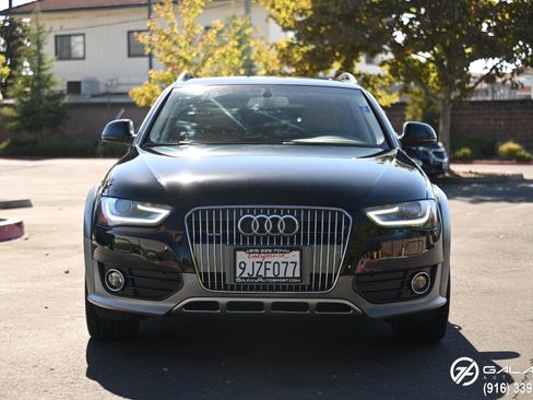 Used 2015 Audi A4 Premium w/ Audi MMI Navigation image 2