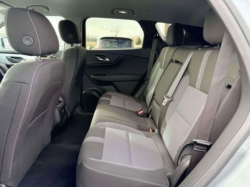 Used 2025 Chevrolet Blazer LT FWD image 10