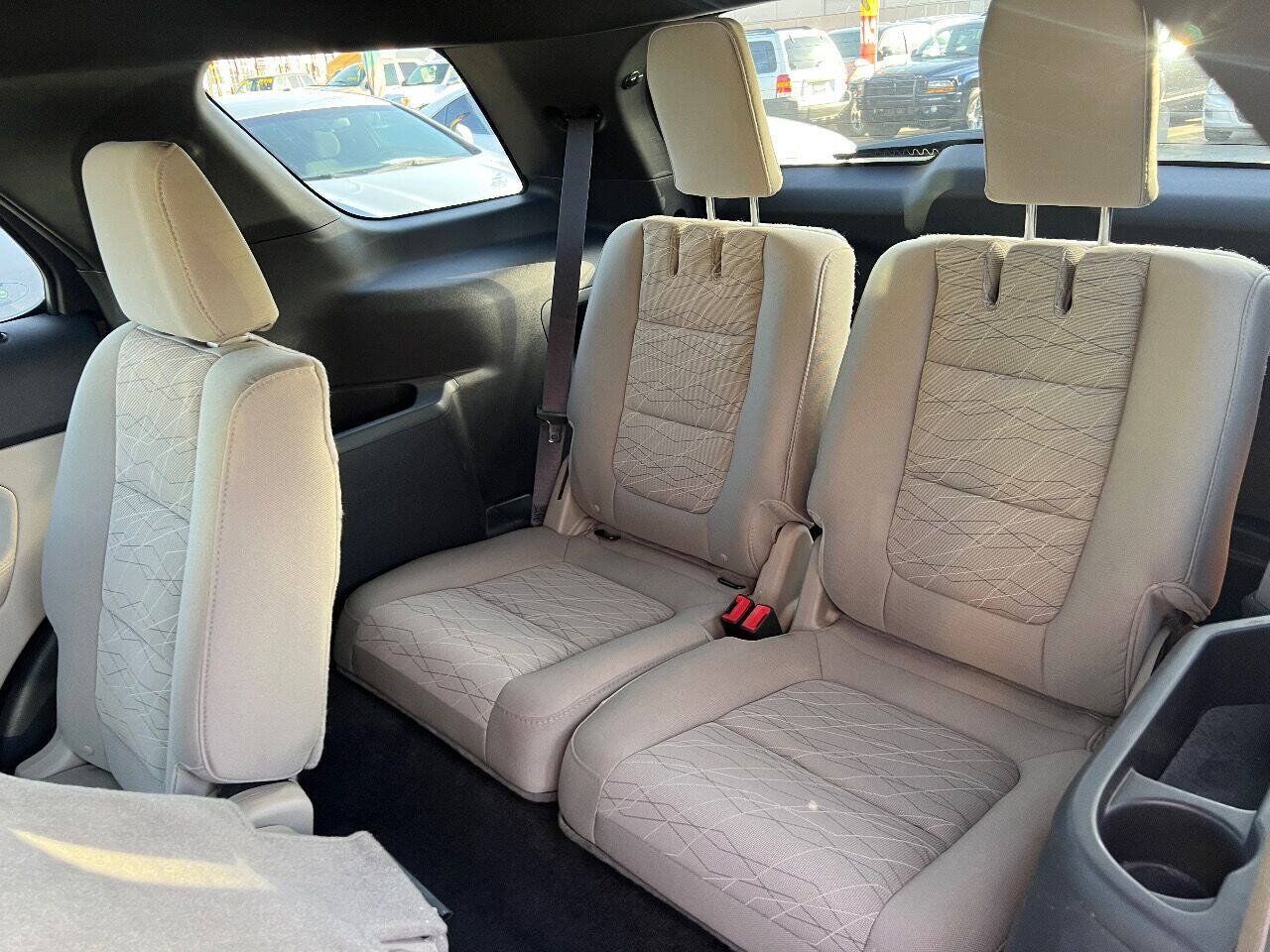 Used 2015 Ford Explorer 4WD image 19