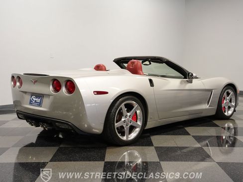Used 2006 Chevrolet Corvette 3LT Convertible w/ Preferred Equipment Group image 12