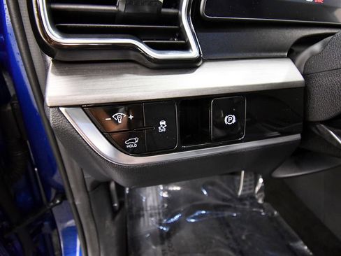 Certified 2025 Kia Sportage X-Pro AWD/4WD image 20