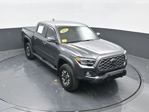 Used 2021 Toyota Tacoma TRD Off-Road AWD/4WD image 1