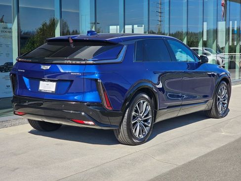 Certified 2024 Cadillac Lyriq Sport w/ LPO, Floor Liner Package AWD/4WD image 5