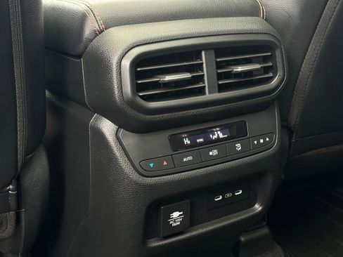 Certified 2024 Honda Pilot TrailSport image 54