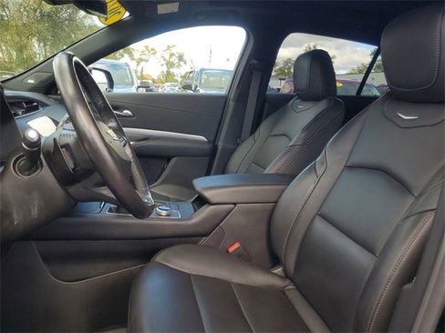 Used 2021 Cadillac XT4 Premium Luxury w/ Cold Weather Package image 13