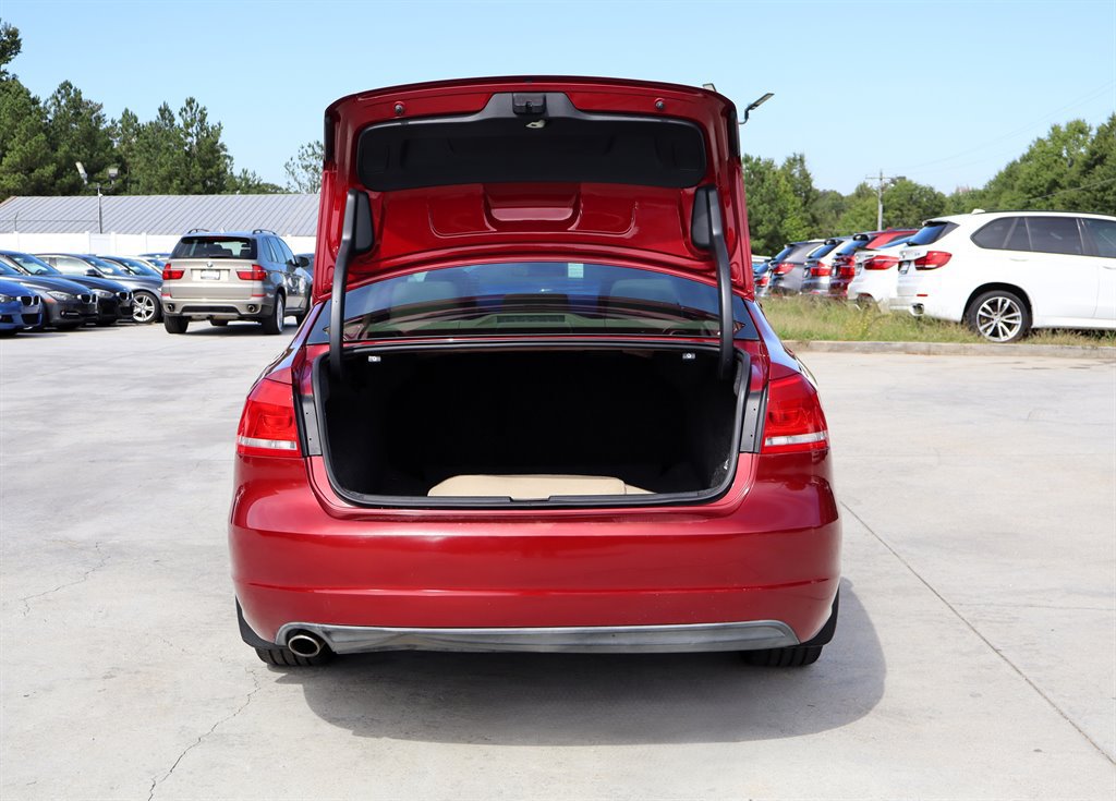 Used 2015 Volkswagen Passat TDI SE FWD image 35