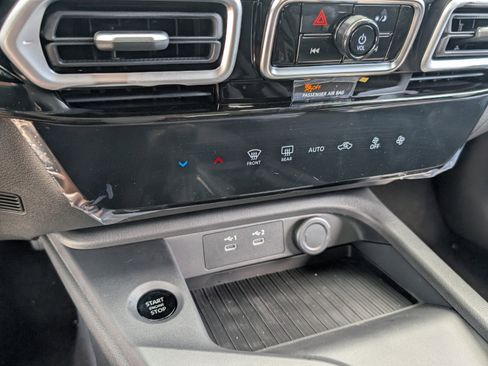 New 2026 Nissan Sentra SV image 11