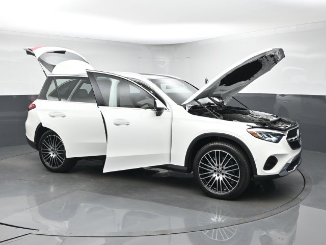 Used 2027 Mercedes-Benz GLC 300 image 50