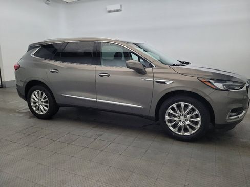 Used 2019 Buick Enclave Essence AWD/4WD image 11