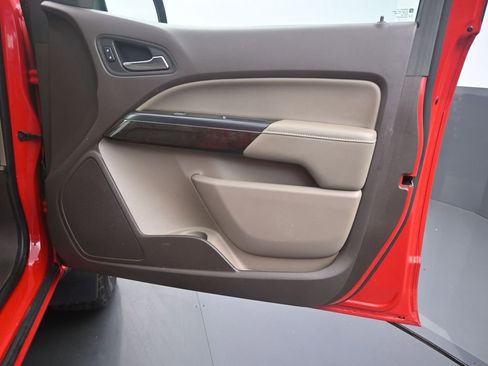 Used 2015 GMC Canyon SLT image 20