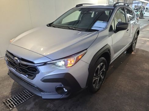 Used 2025 Subaru Crosstrek 2.0i Premium image 1
