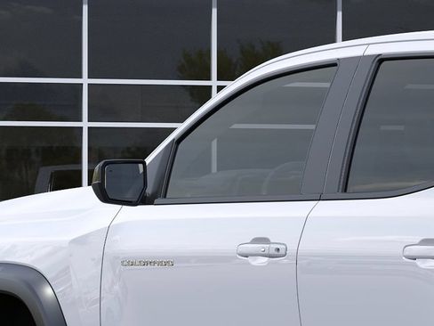 New 2026 Chevrolet Colorado ZR2 AWD/4WD image 12
