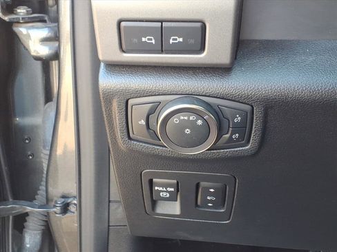 Used 2019 Ford F150 Raptor w/ Equipment Group 802A Luxury image 24