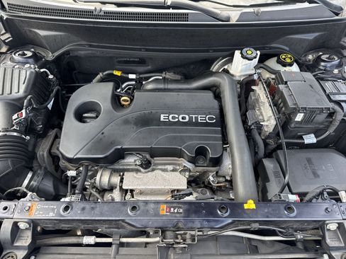 Used 2020 Chevrolet Equinox LS FWD image 27
