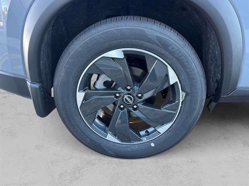 Used 2026 Nissan Rogue SV image 31