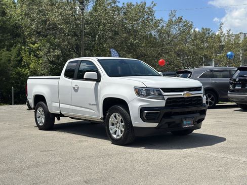 Used 2022 Chevrolet Colorado LT w/ Fleet Safety Package RWD image 4