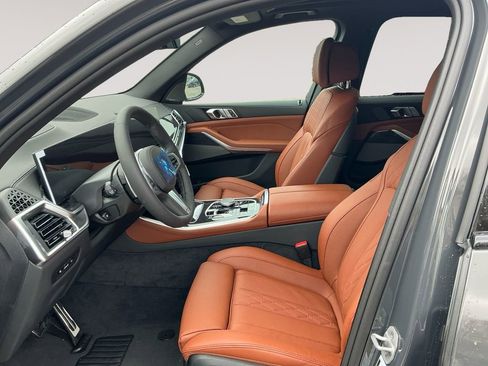New 2026 BMW X5 xDrive40i w/ M Sport Package image 9