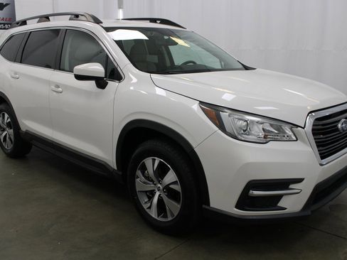 Used 2020 Subaru Ascent Premium w/ Convenience Package image 5