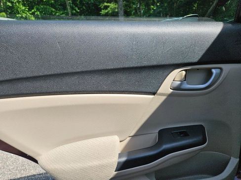 Used 2013 Honda Civic LX image 22