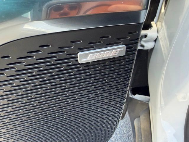 Certified 2026 GMC Acadia Elevation w/ Elevation Premium Package FWD image 11