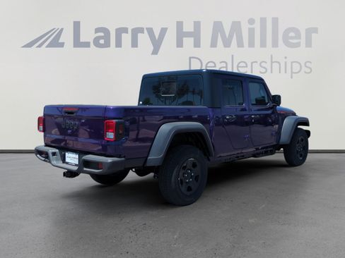 New 2026 Jeep Gladiator Sport AWD/4WD image 5