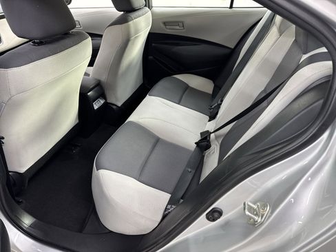 Used 2023 Toyota Corolla LE image 28