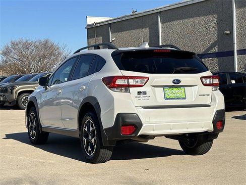 Used 2018 Subaru Crosstrek 2.0i Premium w/ Moonroof Package image 3