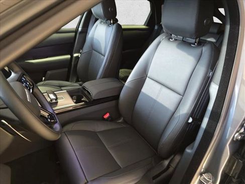 New 2026 Land Rover Range Rover Velar Dynamic SE image 13
