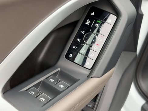 New 2025 Audi Q5 Premium Plus image 16