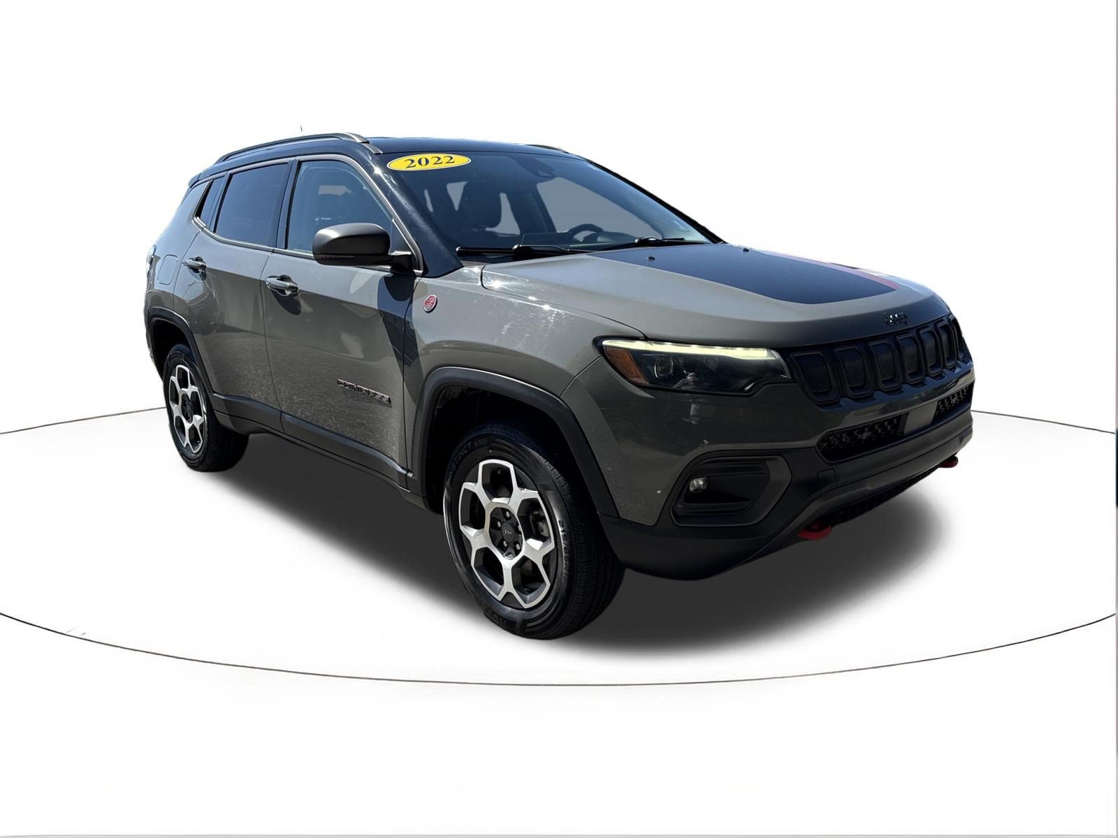 Used 2022 Jeep Compass Trailhawk w/ Trailhawk Elite Group AWD/4WD image 1