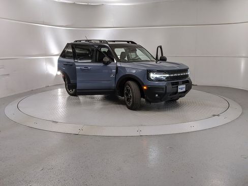 New 2025 Ford Bronco Sport Outer Banks image 7