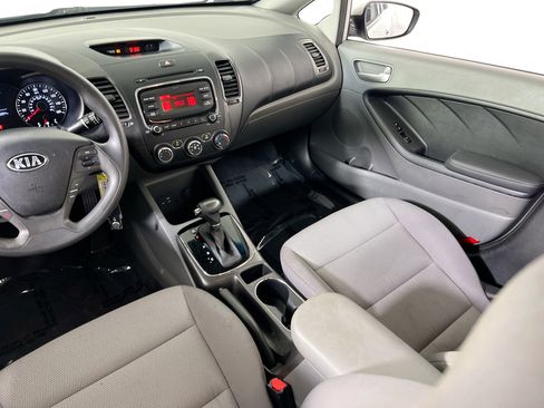 Used 2017 Kia Forte LX FWD image 20