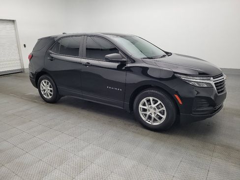 Used 2024 Chevrolet Equinox LS w/ Driver Confidence II Package image 11