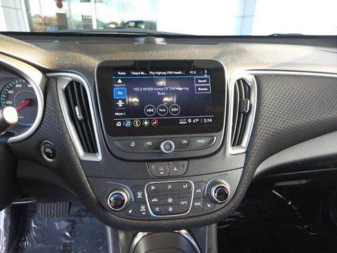 Used 2023 Chevrolet Malibu LT w/ Driver Confidence Package image 28