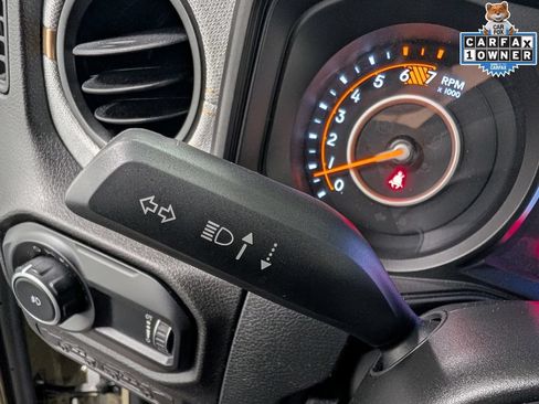Used 2025 Jeep Wrangler Sport AWD/4WD image 23