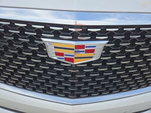 Certified 2024 Cadillac Escalade Premium Luxury AWD/4WD image 45