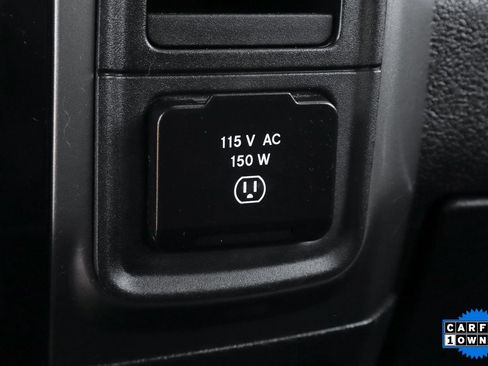 Used 2018 RAM 2500 Laramie w/ Sport Appearance Group image 38