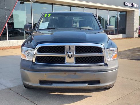 Used 2011 RAM 1500 ST RWD image 7