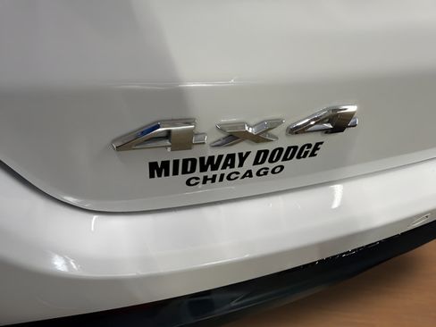 Used 2025 Jeep Compass Limited AWD/4WD image 8