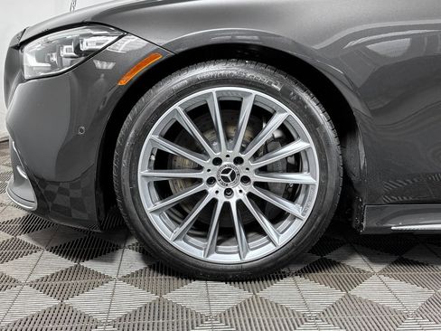 Certified 2022 Mercedes-Benz S 500 4MATIC w/ AMG Line Package image 36