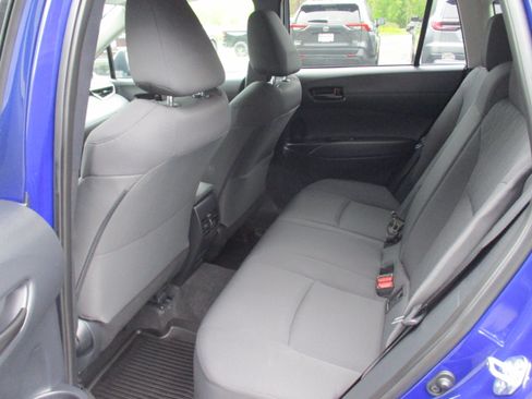 Used 2024 Toyota Corolla Cross LE AWD/4WD image 12