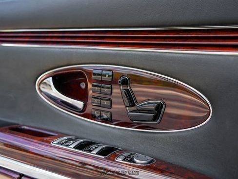 Used 2009 Maybach 62 image 27