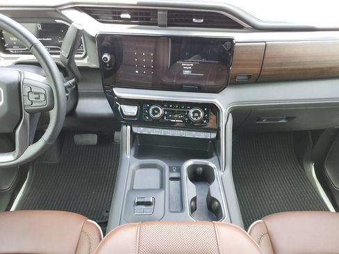 Used 2025 GMC Sierra 2500 Denali Ultimate AWD/4WD image 15