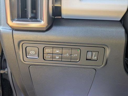 New 2025 GMC Hummer EV 2X image 16