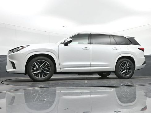 Used 2026 Lexus TX 350 AWD w/ Technology Package image 16
