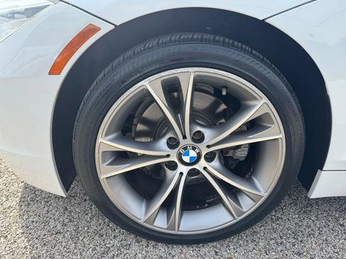 Used 2014 BMW Z4 sDrive35i image 13
