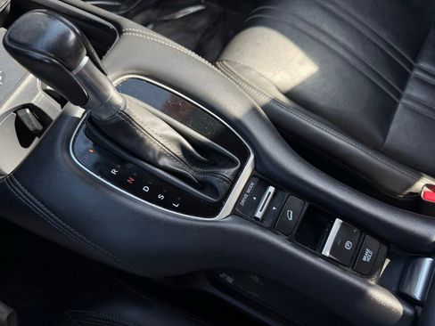 Used 2023 Honda HR-V EX-L image 25