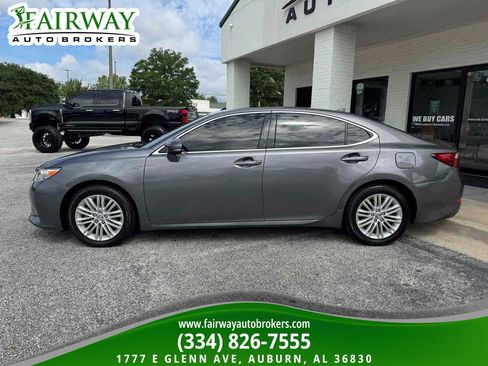 Used 2014 Lexus ES 350 w/ Luxury Package FWD image 9
