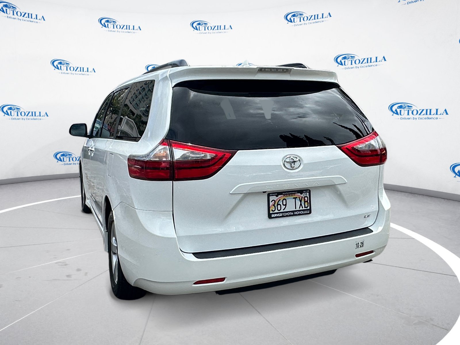 Used 2020 Toyota Sienna LE FWD image 3